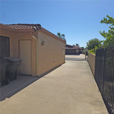 30127 White Wake, Canyon Lake, CA 92587