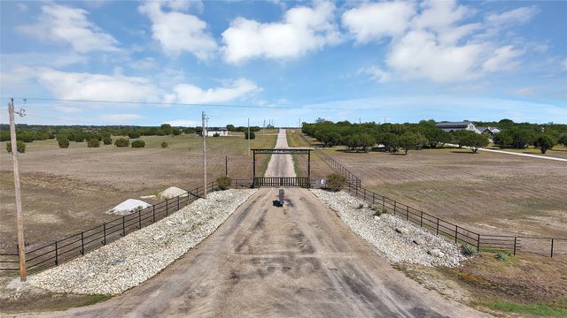 165 Private Road 2656, Walnut Springs, TX 76690