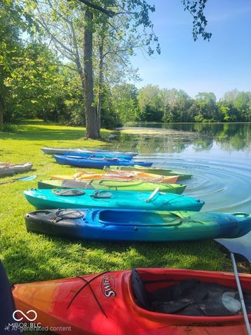 5306 State Road 144, Greenwood, IN 46143