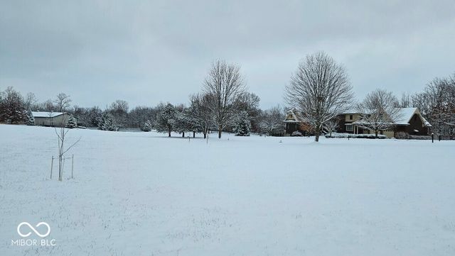 5306 State Road 144, Greenwood, IN 46143