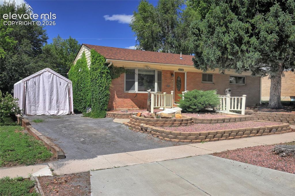 2108 Downing Drive, Colorado Springs, CO 80909 — exterior