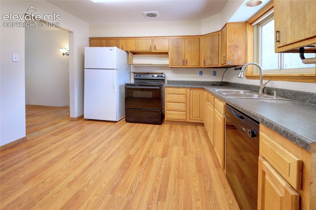2108 Downing Drive, Colorado Springs, CO 80909 — photo 3