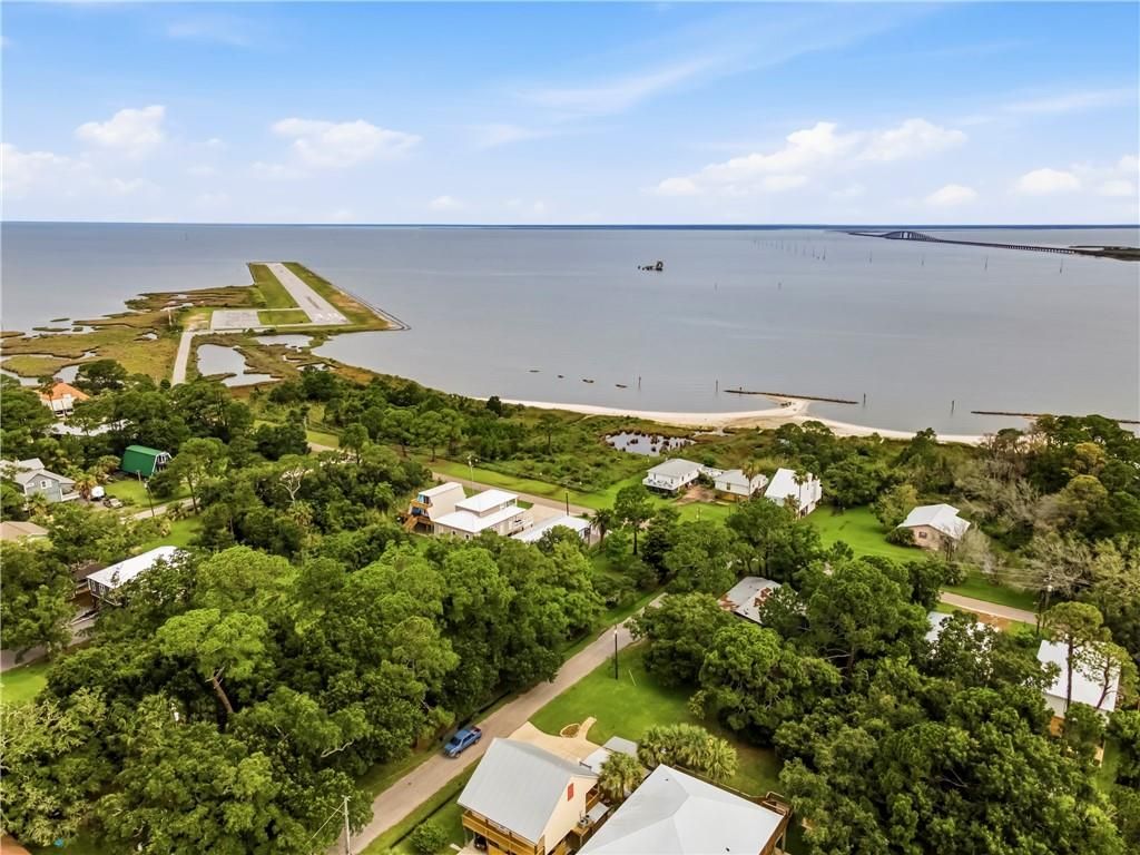 1303 Chaumont Avenue, Dauphin Island, AL 36528 — photo 4