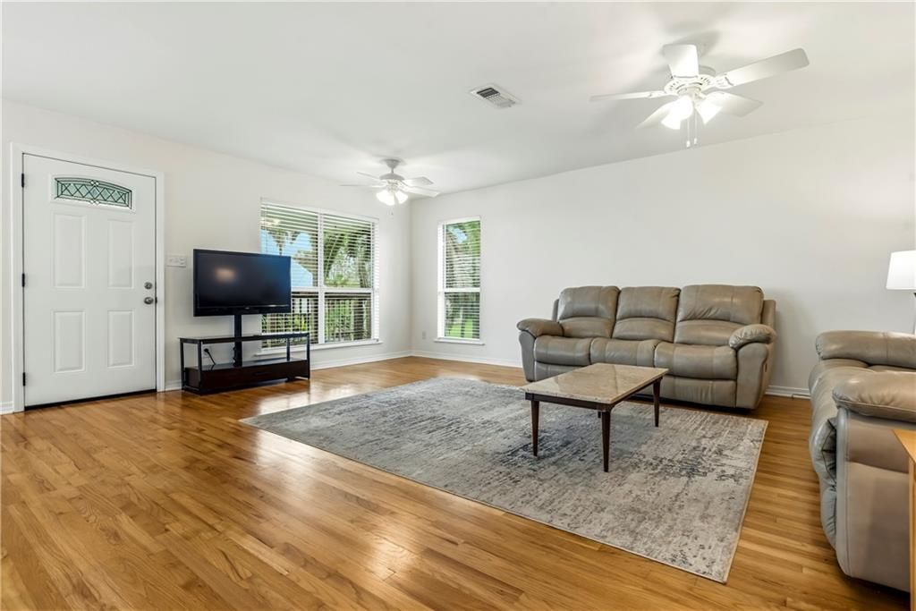 1303 Chaumont Avenue, Dauphin Island, AL 36528 — photo 5