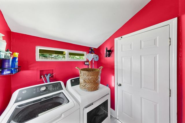 4080 2nd Ave, Sacramento, CA 95817