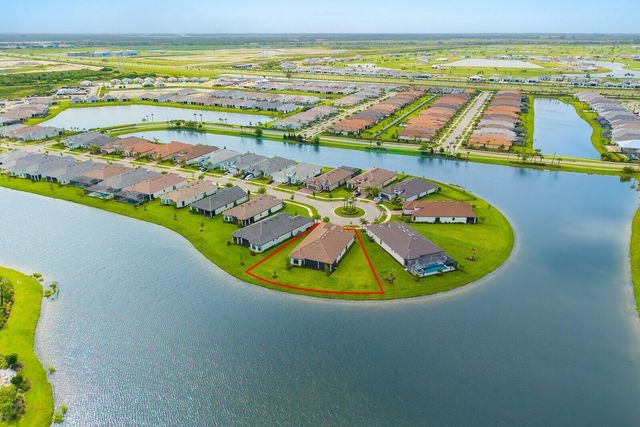 13308 SW Alejandro Court, Port St. Lucie, FL 34987