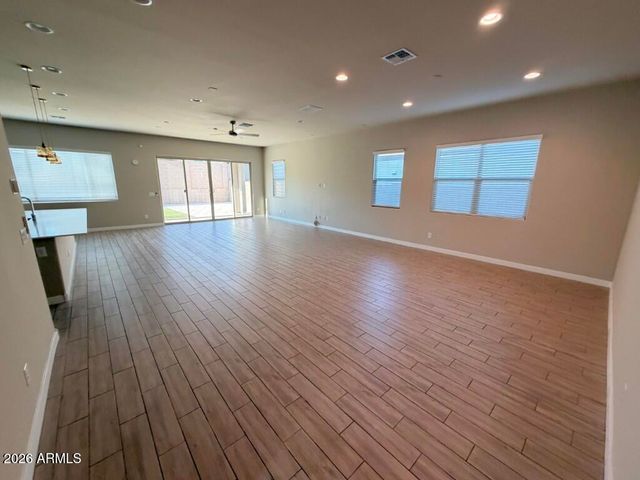 18942 W LAUREL Lane, Surprise, AZ 85388