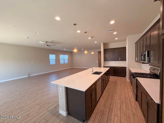 18942 W LAUREL Lane, Surprise, AZ 85388
