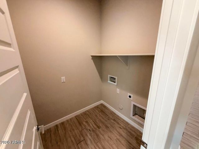 18942 W LAUREL Lane, Surprise, AZ 85388