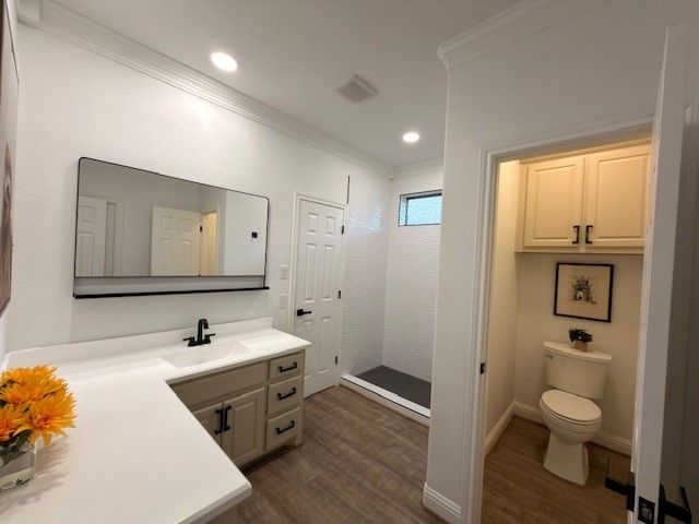 120 Saint Francis Lane, Mabank, TX 75156