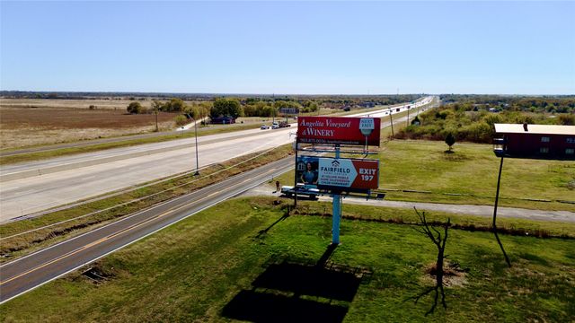 5600 S Interstate Hwy 45 W S, Corsicana, TX 75109