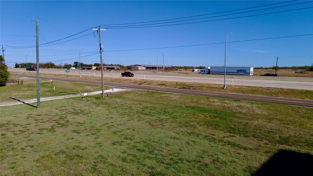 5600 S Interstate Hwy 45 W S, Corsicana, TX 75109