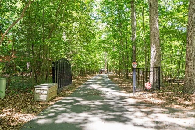 625 Ennis Road, Waxhaw, NC 28173