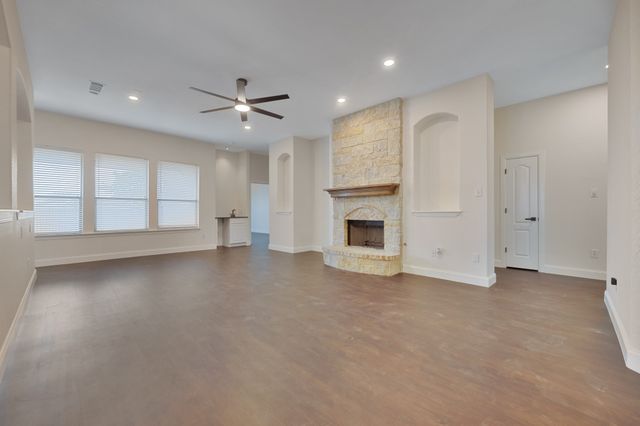 5828 Caballo Street, Fort Worth, TX 76179