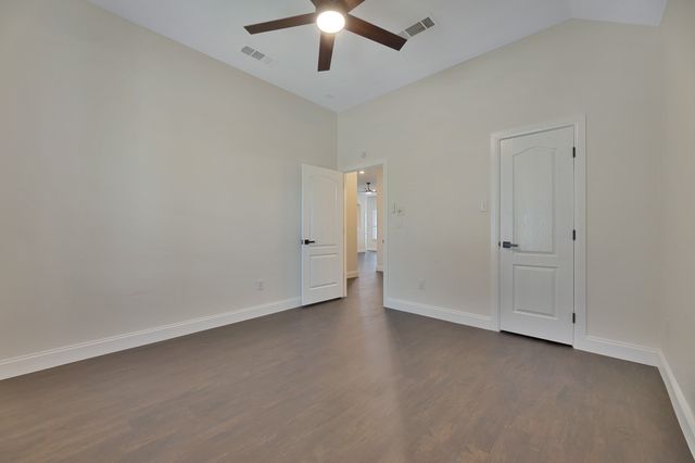 5828 Caballo Street, Fort Worth, TX 76179