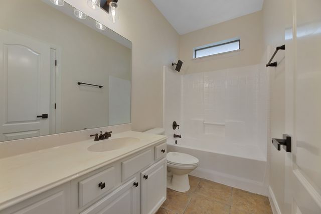 5828 Caballo Street, Fort Worth, TX 76179