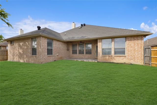 5828 Caballo Street, Fort Worth, TX 76179