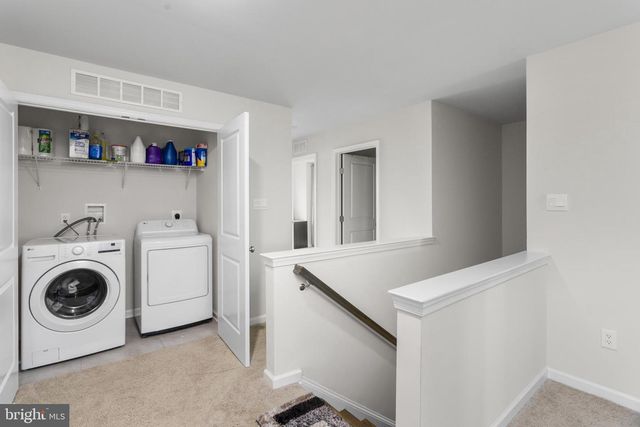 34 MARION AVE, Bordentown, NJ 08505