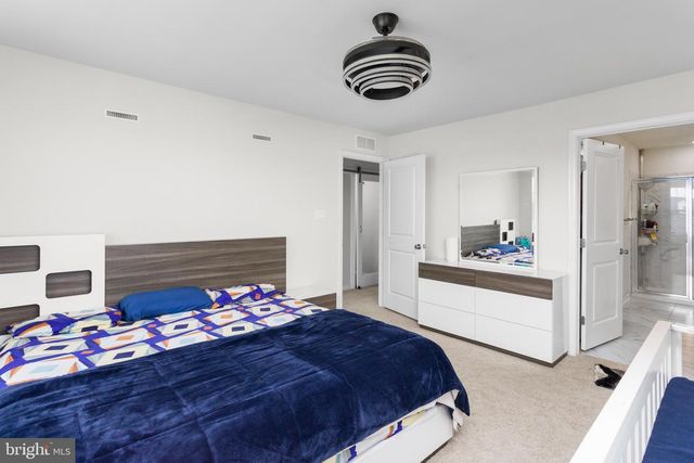 34 MARION AVE, Bordentown, NJ 08505