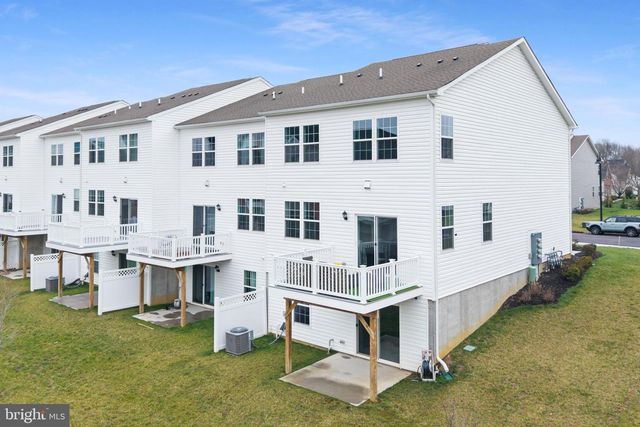 34 MARION AVE, Bordentown, NJ 08505