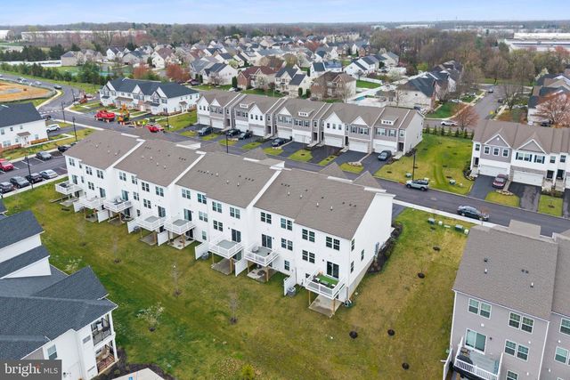 34 MARION AVE, Bordentown, NJ 08505