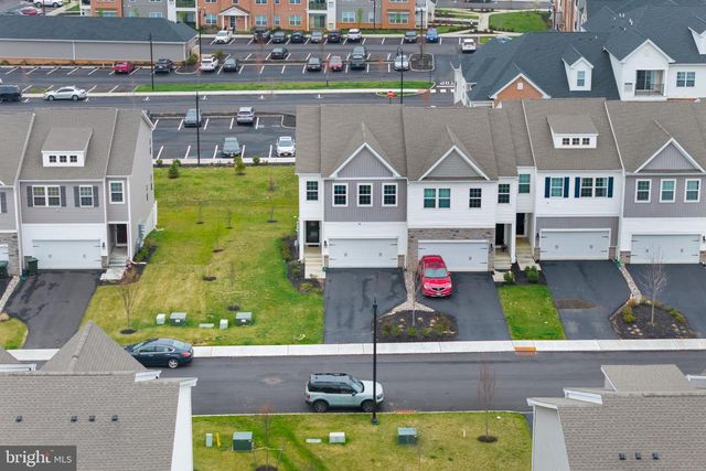 34 MARION AVE, Bordentown, NJ 08505