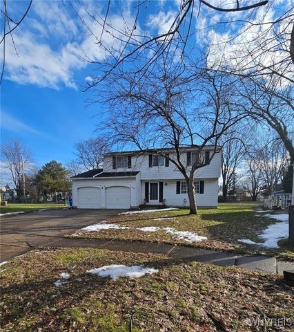 33 Vermont Place, West Seneca, NY 14224