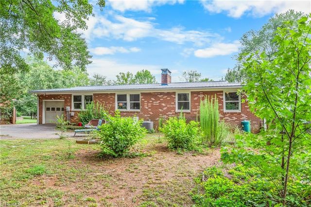 4531 Chantilly Lane, Winston-salem, NC 27106