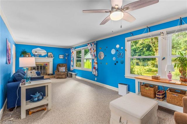 4531 Chantilly Lane, Winston-salem, NC 27106