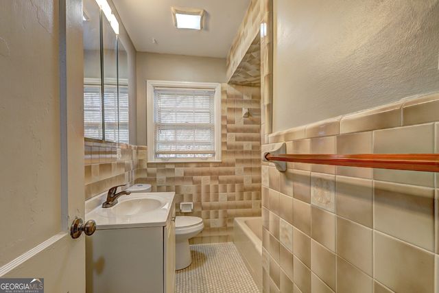 3177 Harris Drive, East Point, GA 30344