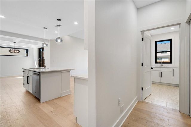 1069 Squirrel Nest Lane, Lexington, KY 40509