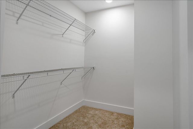 1069 Squirrel Nest Lane, Lexington, KY 40509