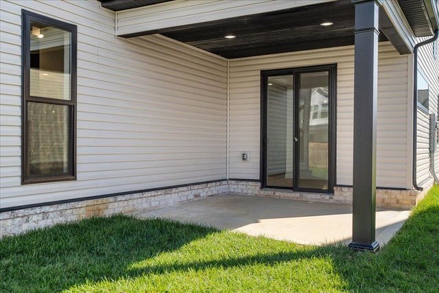 1069 Squirrel Nest Lane, Lexington, KY 40509