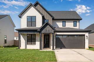 1069 Squirrel Nest Lane, Lexington, KY 40509