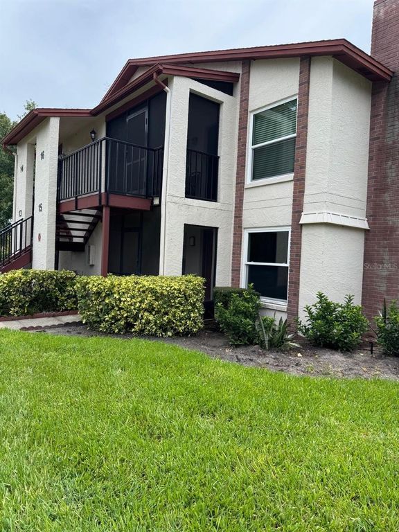 3455 COUNTRYSIDE BOULEVARD 15, Clearwater, FL 33761