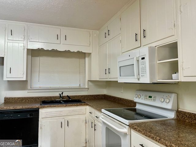 81 Tunis Road, Mcdonough, GA 30253