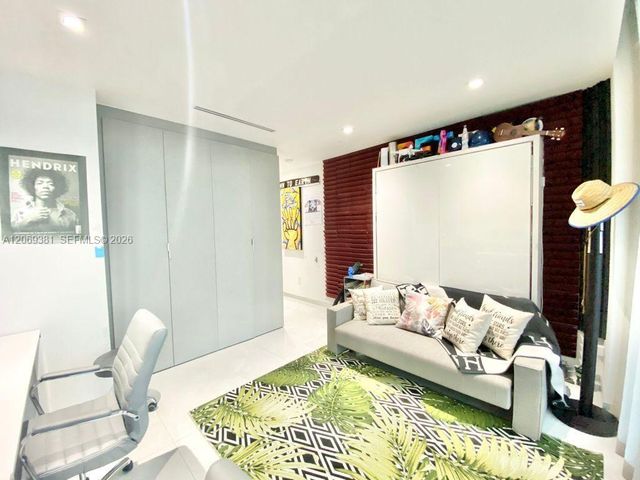 16901 Collins Avenue 701, Sunny Isles Beach, FL 33160