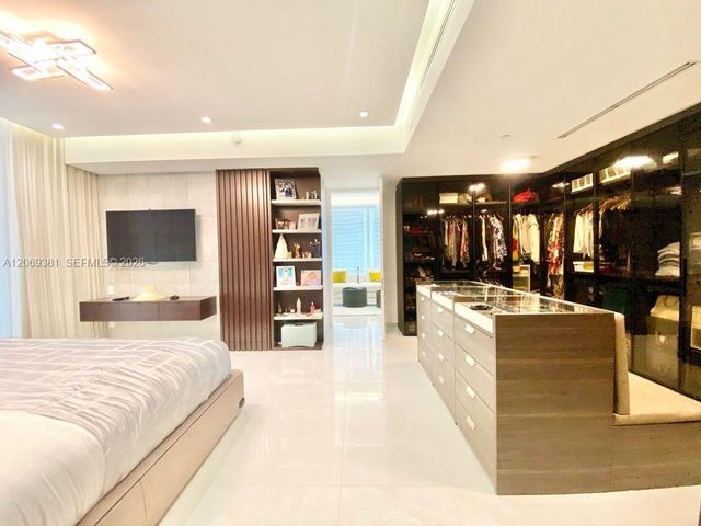 16901 Collins Avenue 701, Sunny Isles Beach, FL 33160