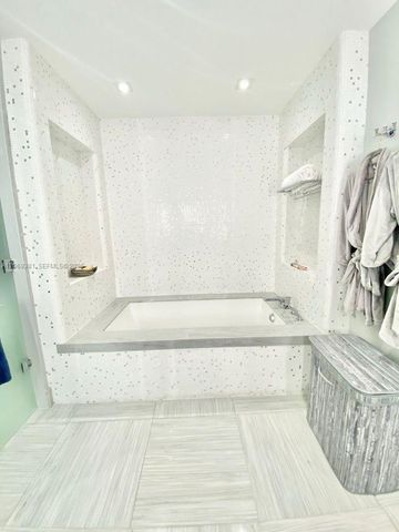 16901 Collins Avenue 701, Sunny Isles Beach, FL 33160
