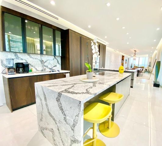 16901 Collins Avenue 701, Sunny Isles Beach, FL 33160