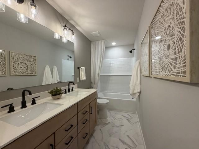 1572 Norbert Lane, Shakopee, MN 55379