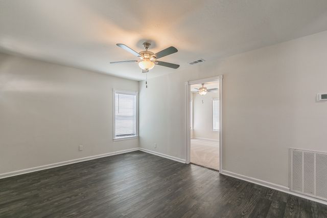 5729 Wellesley Avenue, Fort Worth, TX 76107
