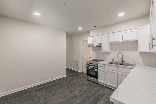 5729 Wellesley Avenue, Fort Worth, TX 76107