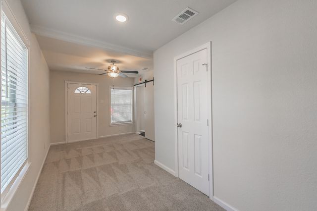 5729 Wellesley Avenue, Fort Worth, TX 76107