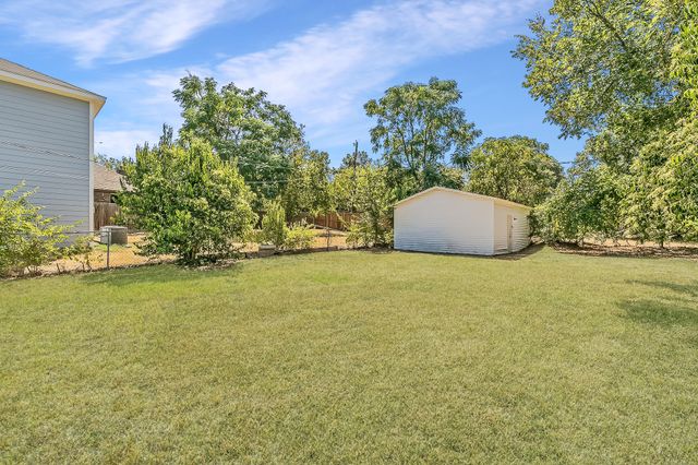 5729 Wellesley Avenue, Fort Worth, TX 76107
