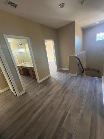 2245 E Detroit Street, Chandler, AZ 85225