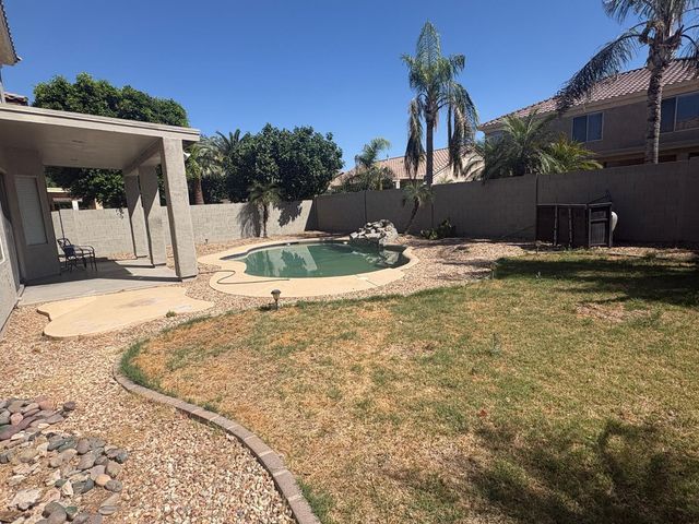2245 E Detroit Street, Chandler, AZ 85225
