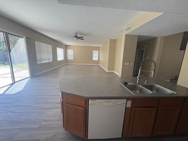 2245 E Detroit Street, Chandler, AZ 85225