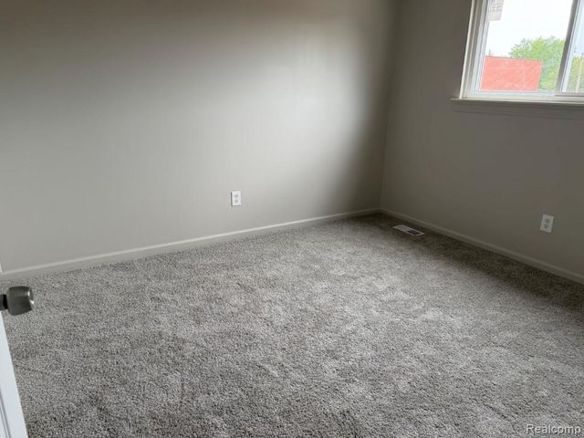 20934 Hunt, Roseville, MI 48066