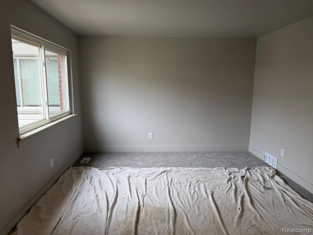 20934 Hunt, Roseville, MI 48066
